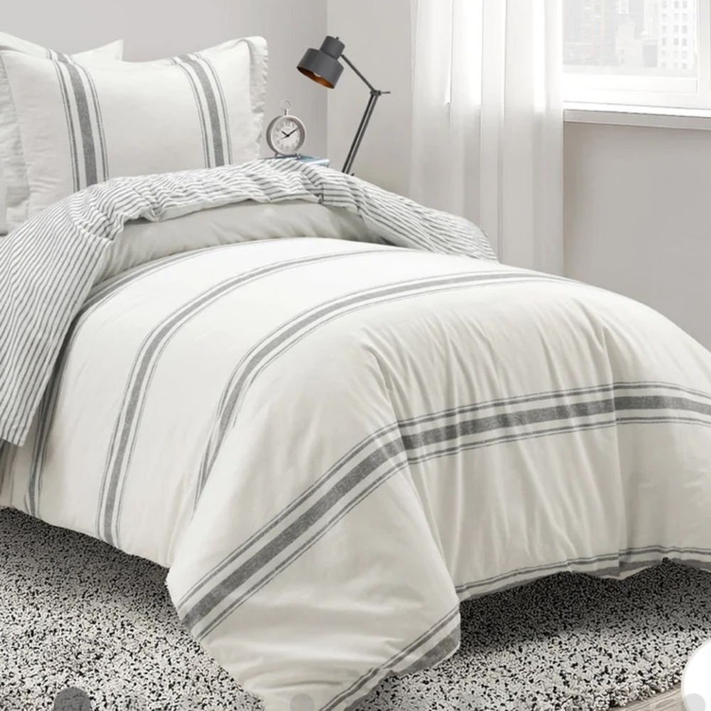 Lush Décor Farmhouse Stripe 100% Cotton Duvet Cover Set Gray